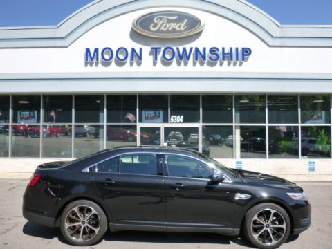 Tuxedo Black Ford Taurus Limited AWD.  Click to enlarge.