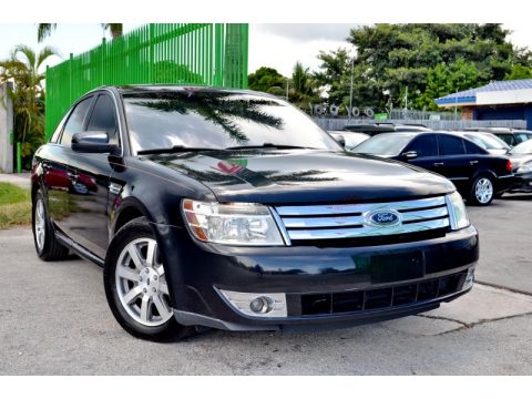 Black Clearcoat Ford Taurus SEL.  Click to enlarge.