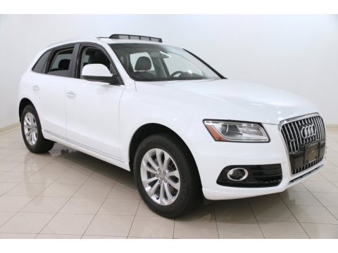Ibis White Audi Q5 2.0 TFSI Premium quattro.  Click to enlarge.