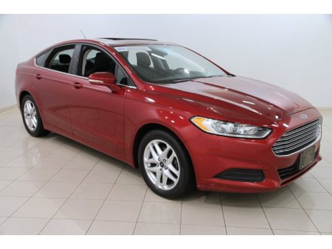 Ruby Red Metallic Ford Fusion SE.  Click to enlarge.