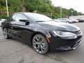 Front 3/4 View of 2016 Chrysler 200 S #9