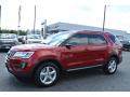 Front 3/4 View of 2016 Ford Explorer XLT #3