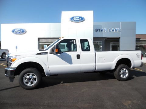 Oxford White Ford F350 Super Duty XL Super Cab 4x4.  Click to enlarge.