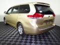 2011 Sienna LE #11