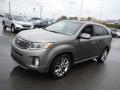 Front 3/4 View of 2015 Kia Sorento Limited AWD #6