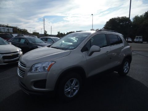Champagne Silver Metallic Chevrolet Trax LT AWD.  Click to enlarge.