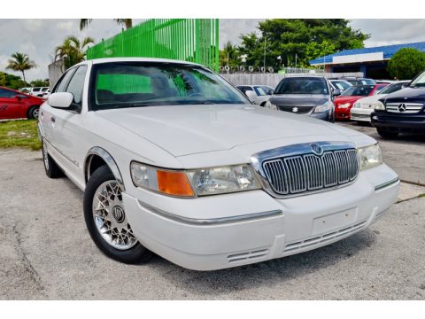Vibrant White Mercury Grand Marquis GS.  Click to enlarge.