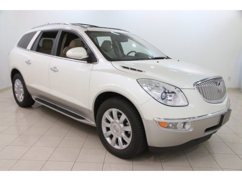 White Diamond Tricoat Buick Enclave CXL.  Click to enlarge.