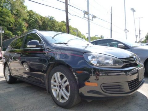 Black Volkswagen Jetta TDI SportWagen.  Click to enlarge.