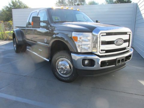 Caribou Metallic Ford F350 Super Duty XLT Crew Cab 4x4 DRW.  Click to enlarge.