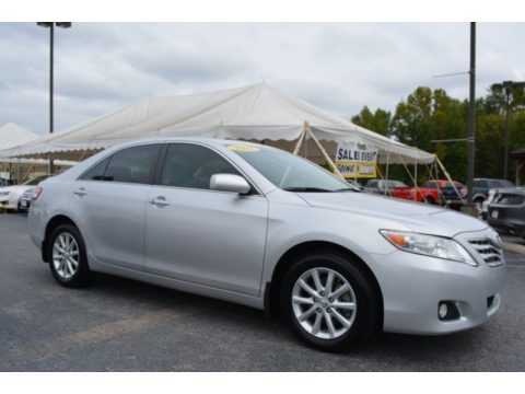 Classic Silver Metallic Toyota Camry XLE V6.  Click to enlarge.