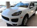 Front 3/4 View of 2016 Porsche Cayenne S E-Hybrid #3