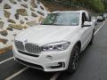 Front 3/4 View of 2016 BMW X5 xDrive35i #9