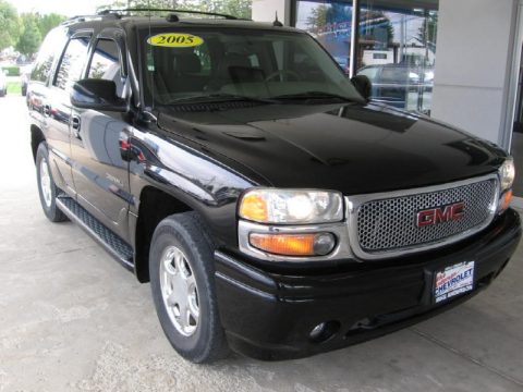 Onyx Black GMC Yukon Denali AWD.  Click to enlarge.