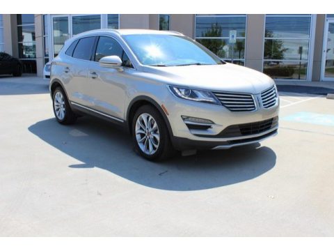 Silver Sand Metallic Lincoln MKC FWD.  Click to enlarge.