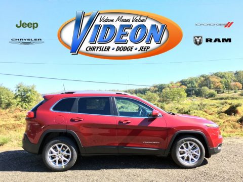 Deep Cherry Red Crystal Pearl Jeep Cherokee Latitude.  Click to enlarge.