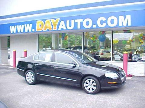 Deep Black Volkswagen Passat 2.0T Sedan. Click to enlarge. Deep Black Volkswagen Passat 2.0T Sedan. Click to enlarge.