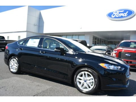 Shadow Black Ford Fusion SE.  Click to enlarge.