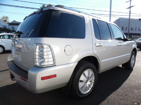 Mineral Grey Metallic Mercury Mountaineer Premier AWD.  Click to enlarge.