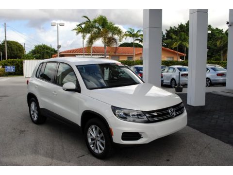 Candy White Volkswagen Tiguan SE.  Click to enlarge.