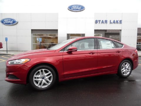 Ruby Red Metallic Ford Fusion SE.  Click to enlarge.