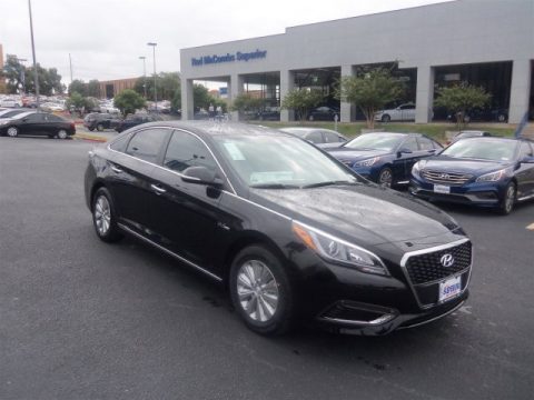 Eclipse Black Hyundai Sonata Hybrid SE.  Click to enlarge.