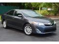 Front 3/4 View of 2012 Toyota Camry XLE #15