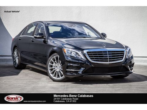 Black Mercedes-Benz S 550 Sedan.  Click to enlarge.