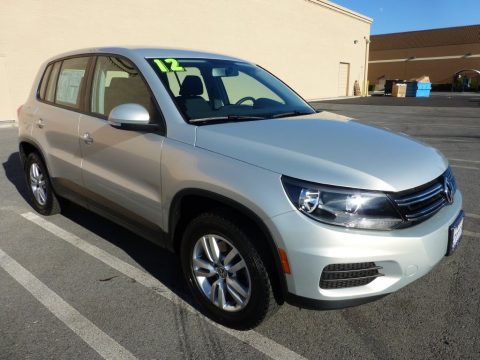 Reflex Silver Metallic Volkswagen Tiguan S.  Click to enlarge.
