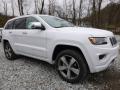 Front 3/4 View of 2015 Jeep Grand Cherokee Overland 4x4 #6