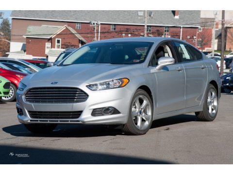 Ingot Silver Metallic Ford Fusion SE.  Click to enlarge.