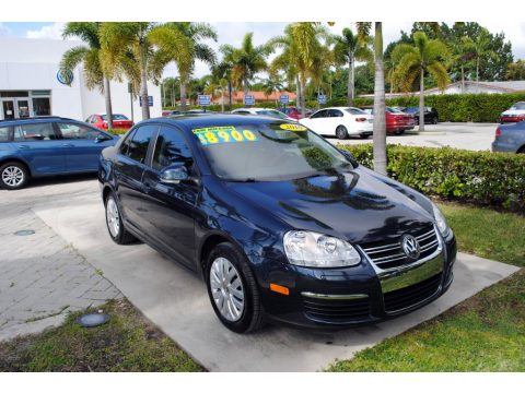 Blue Graphite Metallic Volkswagen Jetta S Sedan. Click to enlarge. Blue Graphite Metallic Volkswagen Jetta S Sedan. Click to enlarge.