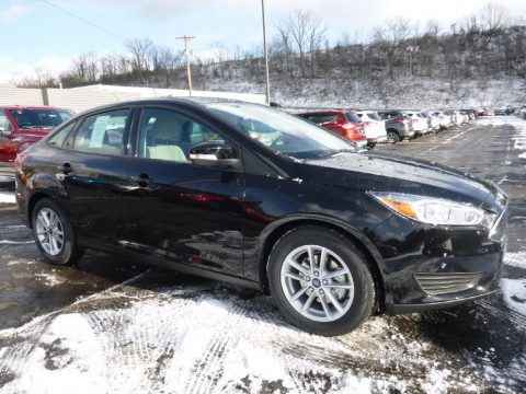 Shadow Black Ford Focus SE Sedan. Click to enlarge. Shadow Black Ford Focus SE Sedan. Click to enlarge.