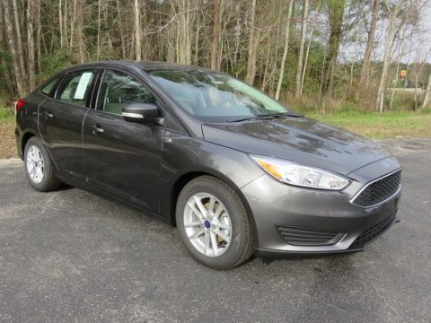 Magnetic Ford Focus SE Sedan.  Click to enlarge.