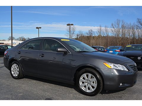 Magnetic Gray Metallic Toyota Camry XLE V6.  Click to enlarge.