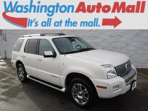White Suede Mercury Mountaineer Premier AWD.  Click to enlarge.