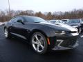 Front 3/4 View of 2016 Chevrolet Camaro SS Coupe #3