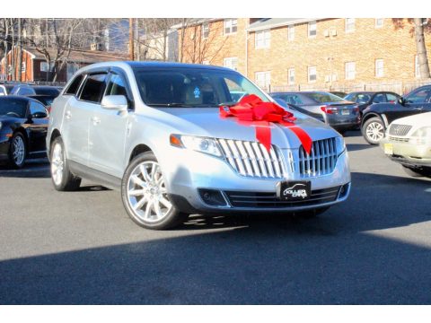 Ingot Silver Metallic Lincoln MKT AWD.  Click to enlarge.