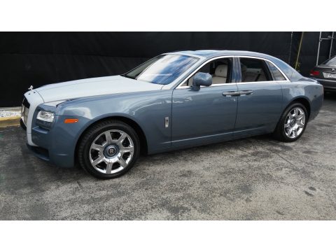 Metropolitan Blue Rolls-Royce Ghost .  Click to enlarge.