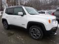 Front 3/4 View of 2016 Jeep Renegade Limited 4x4 #6