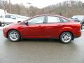 2016 Focus SE Sedan #1