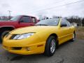 Front 3/4 View of 2003 Pontiac Sunfire  #1