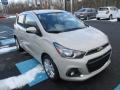 Front 3/4 View of 2016 Chevrolet Spark LT #9