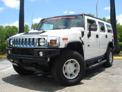 White Hummer H2 SUV.  Click to enlarge.