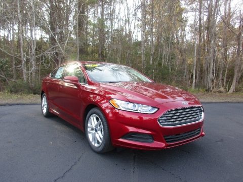 Ruby Red Metallic Ford Fusion SE.  Click to enlarge.