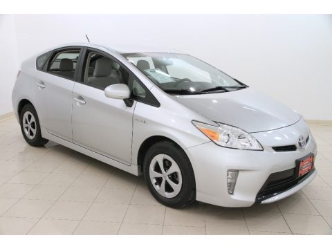 Classic Silver Metallic Toyota Prius 3rd Gen Two Hybrid. Click to enlarge. Classic Silver Metallic Toyota Prius 3rd Gen Two Hybrid. Click to enlarge.