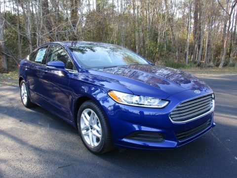 Deep Impact Blue Metallic Ford Fusion SE.  Click to enlarge.