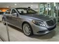 Front 3/4 View of 2016 Mercedes-Benz S Mercedes-Maybach S600 Sedan #11