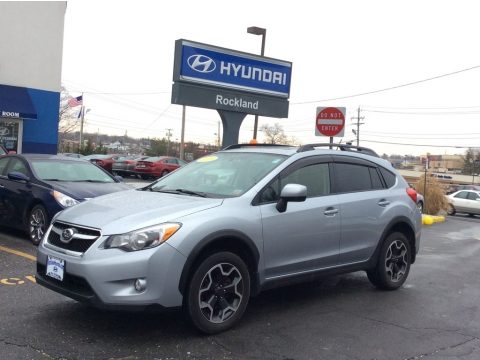 Ice Silver Metallic Subaru XV Crosstrek 2.0 Limited.  Click to enlarge.