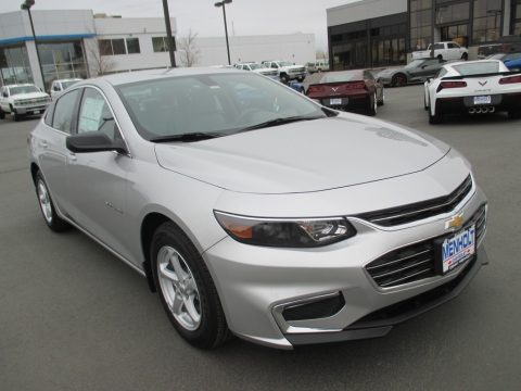 Silver Ice Metallic Chevrolet Malibu LS.  Click to enlarge.